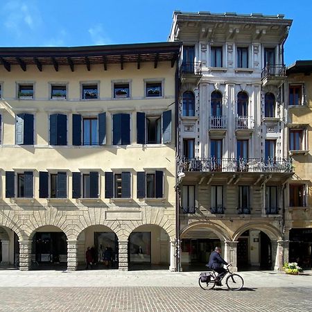 Mercatovecchio Luxury Suites أوديني المظهر الخارجي الصورة